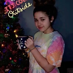 Meet your Posher, Savannah